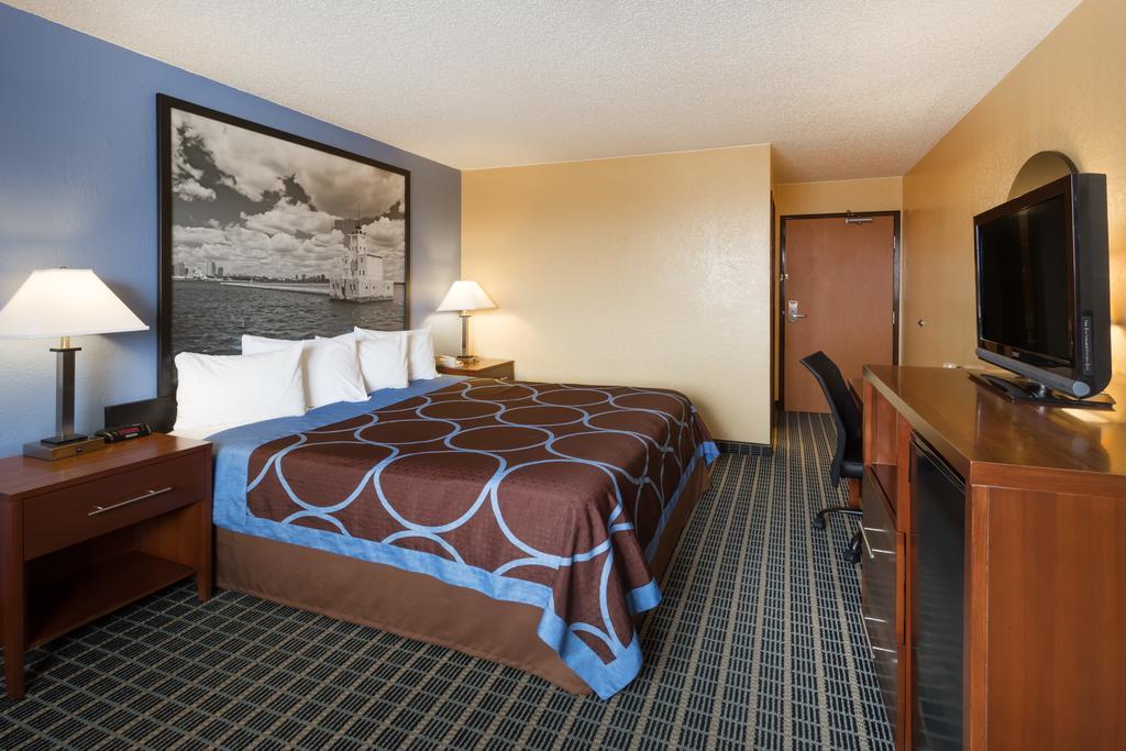 Super 8 By Wyndham Janesville Dış mekan fotoğraf